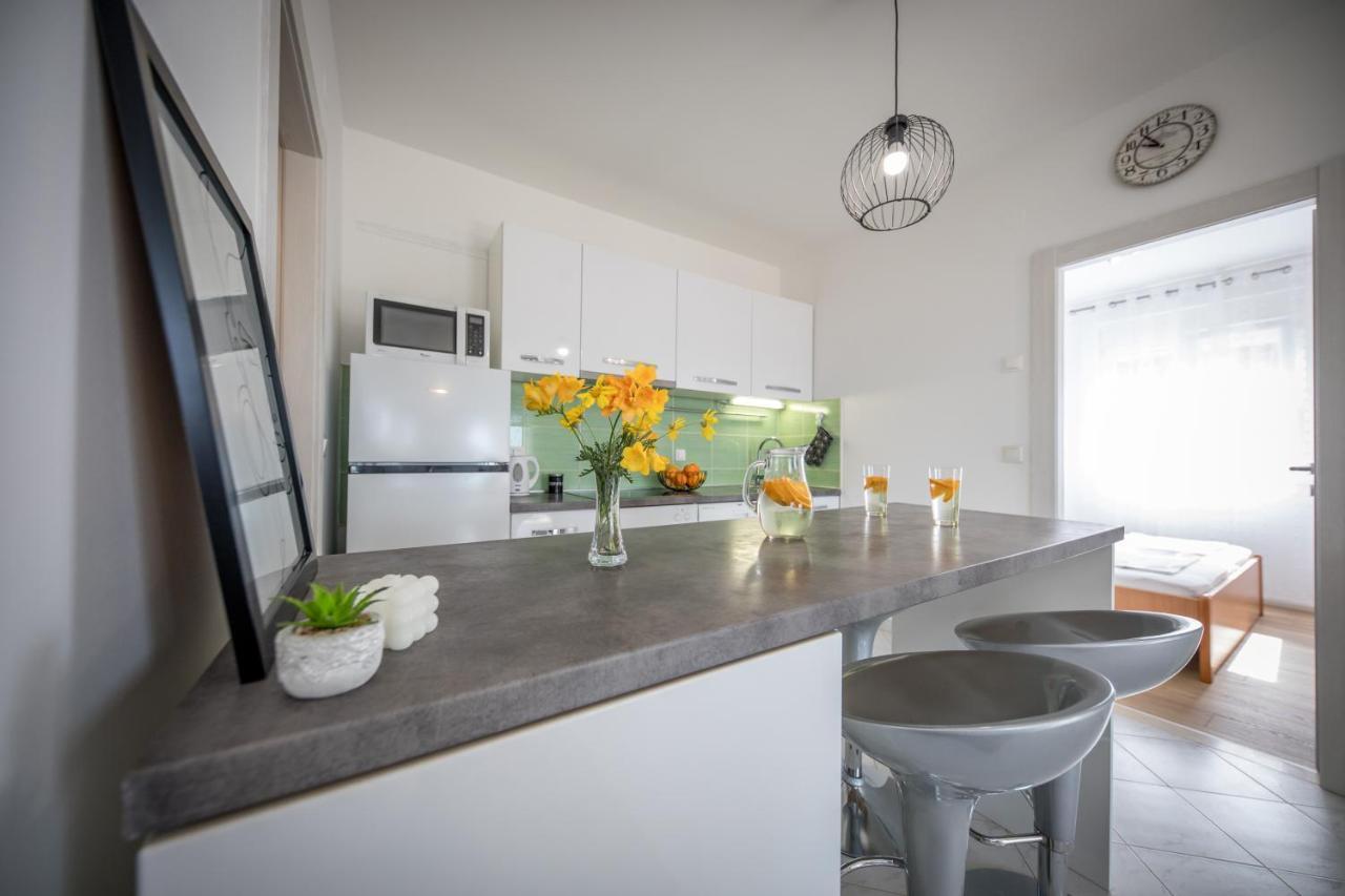 Avocado Apartment Дубровник Екстериор снимка