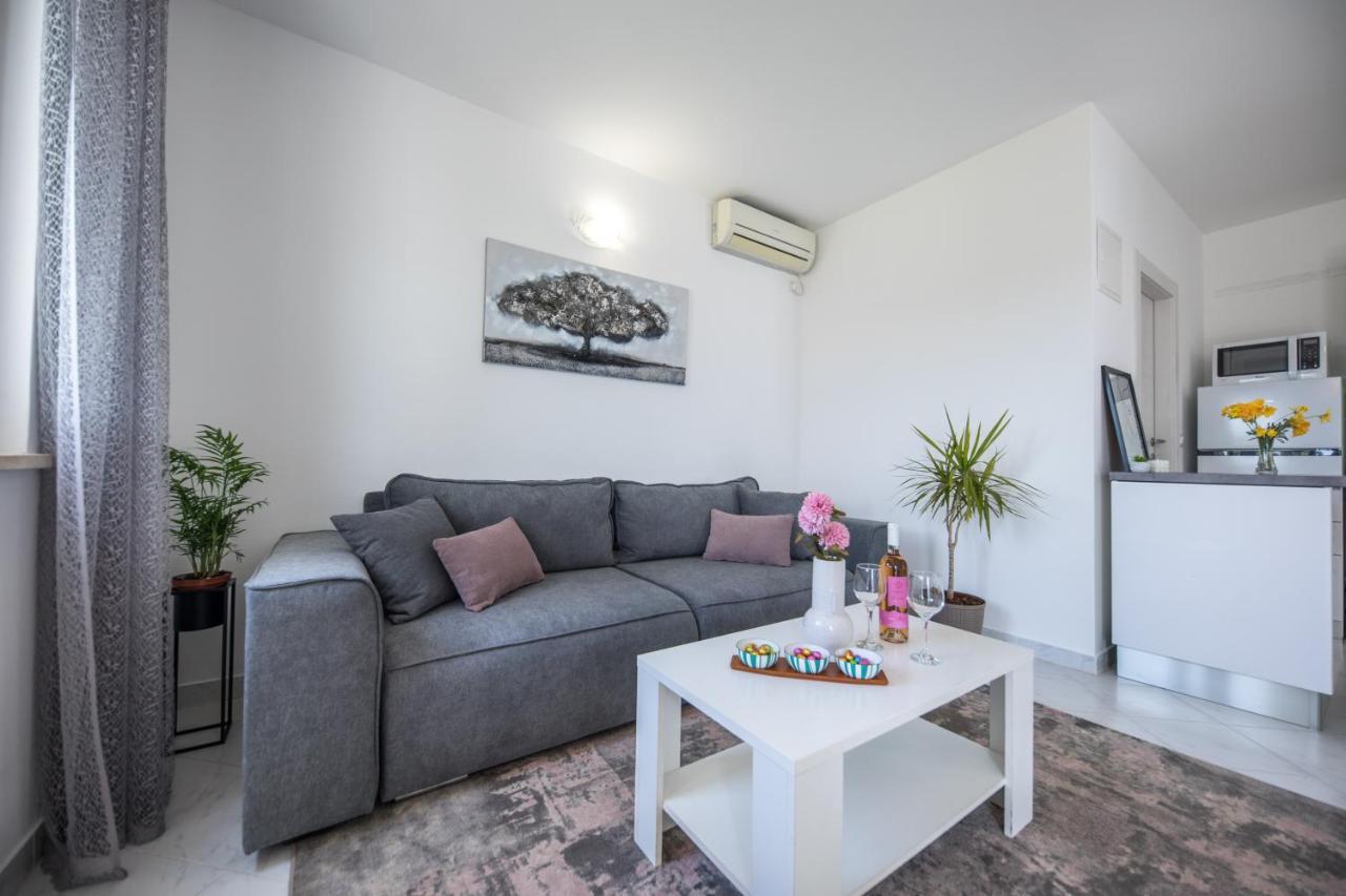 Avocado Apartment Дубровник Екстериор снимка