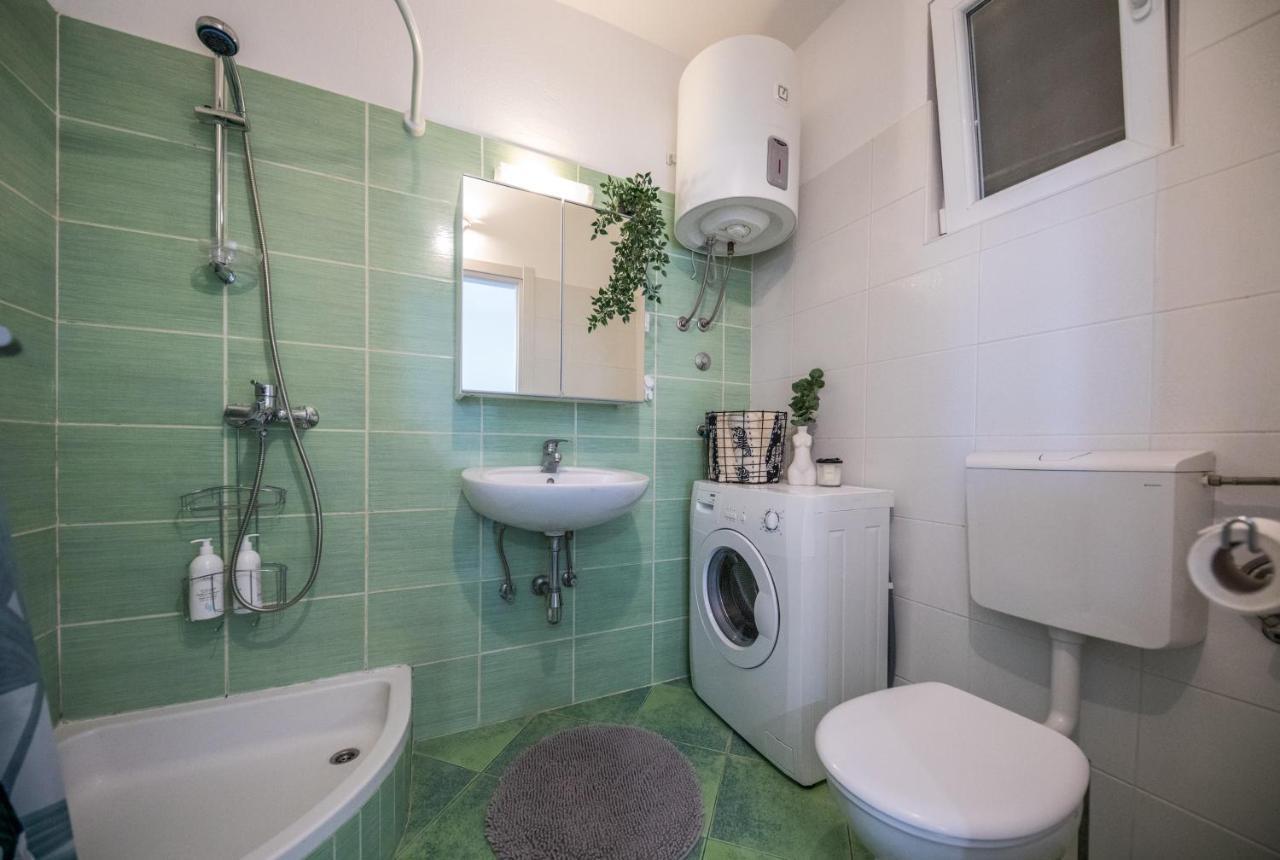 Avocado Apartment Дубровник Екстериор снимка
